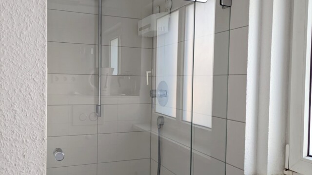 GRÜN - Bad mit Dusche GRÜN - Bad mit Dusche